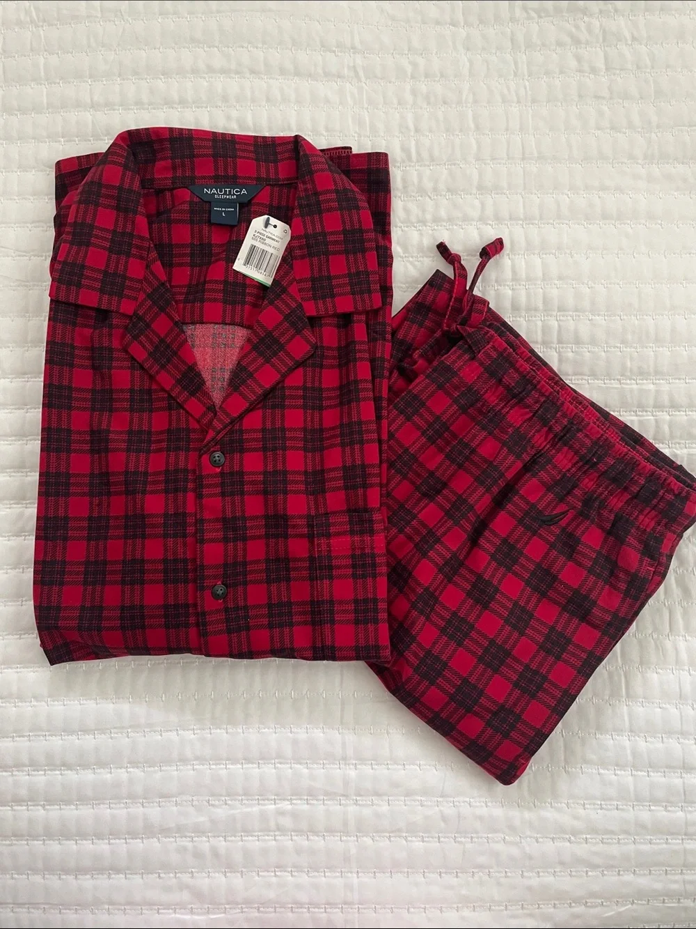 Nautica Red and Navy Plaid Men’s Pajama Set Size L